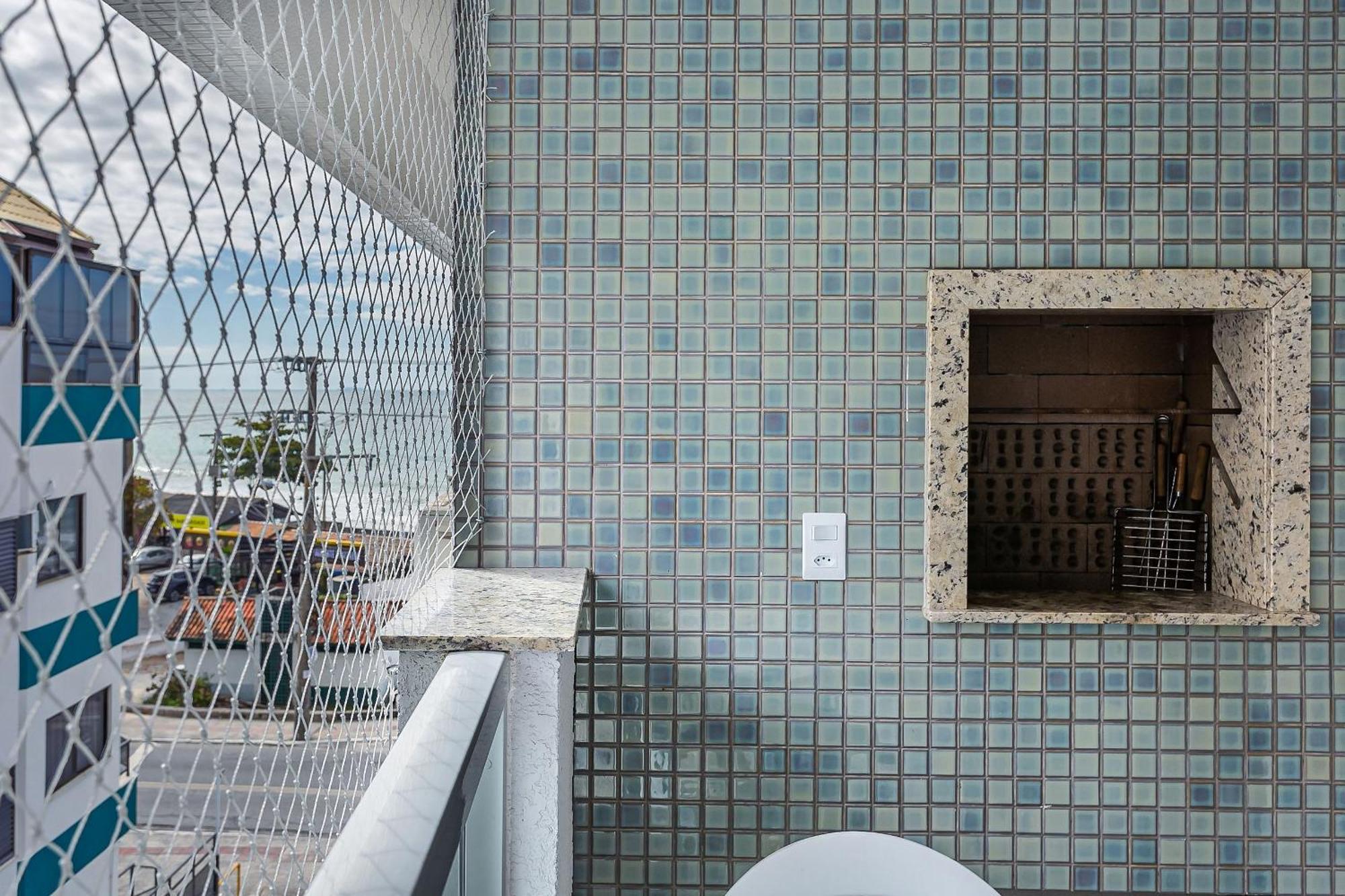 Apartamento Apto Moderno C/ Churrasq. - Quadra Mar - Rmi201 *