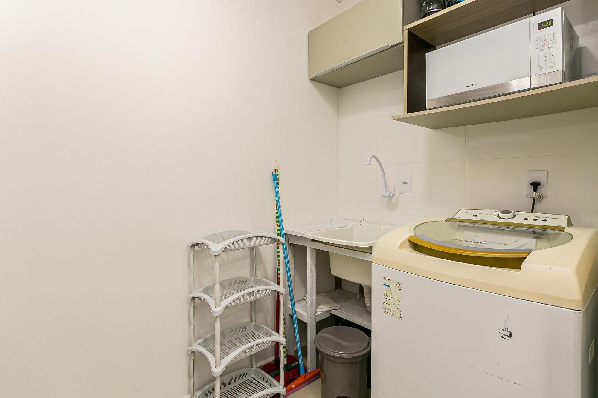 Apartamento Apto Moderno C/ Churrasq. - Quadra Mar - Rmi201