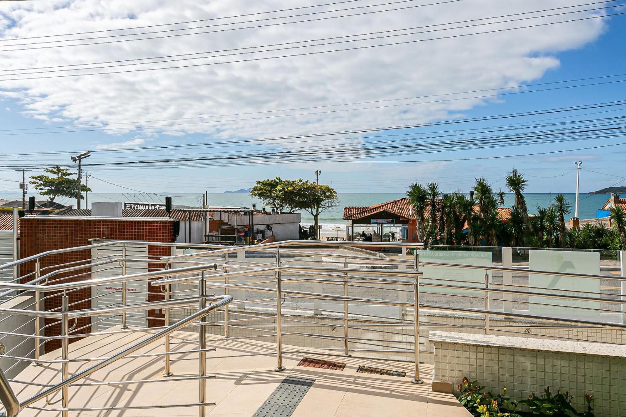 Apto Moderno C/ Churrasq. - Quadra Mar - Rmi201 Apartamento *
